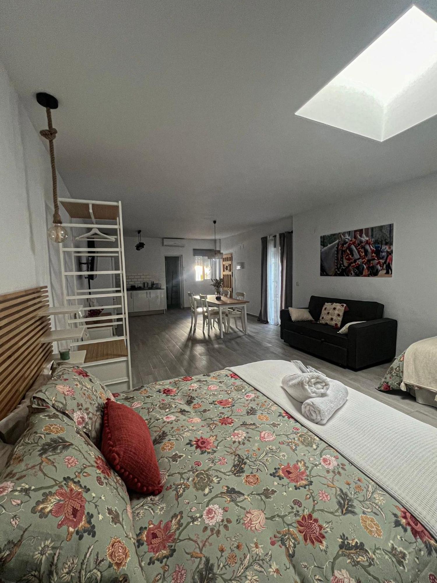 Apartamentos Turisticos A.Parra Jerez de la Frontera Kültér fotó